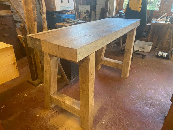 Workbench - Établi en chêne ancien et nouveau - meubles sur mesure fabriqués à la main avec des outils traditionnels